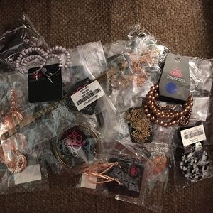 Mystery Lot of Paparazzi Jewelry - 21 Pieces (LOT #5)